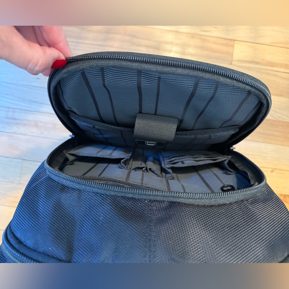Kenneth Cole Reaction Backpack - Picture 8 of 8